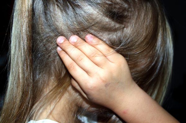 Sociologie du droit de la violence sexuelle : comment la culture de la culpabilisation des victimes façonne les poursuites pour viol (Comparaison de l'Amérique du Nord avec d'autres parties du monde)